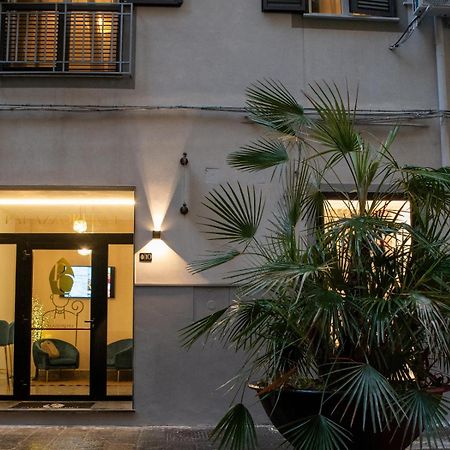Palazzorefici Napoli Bagian luar foto